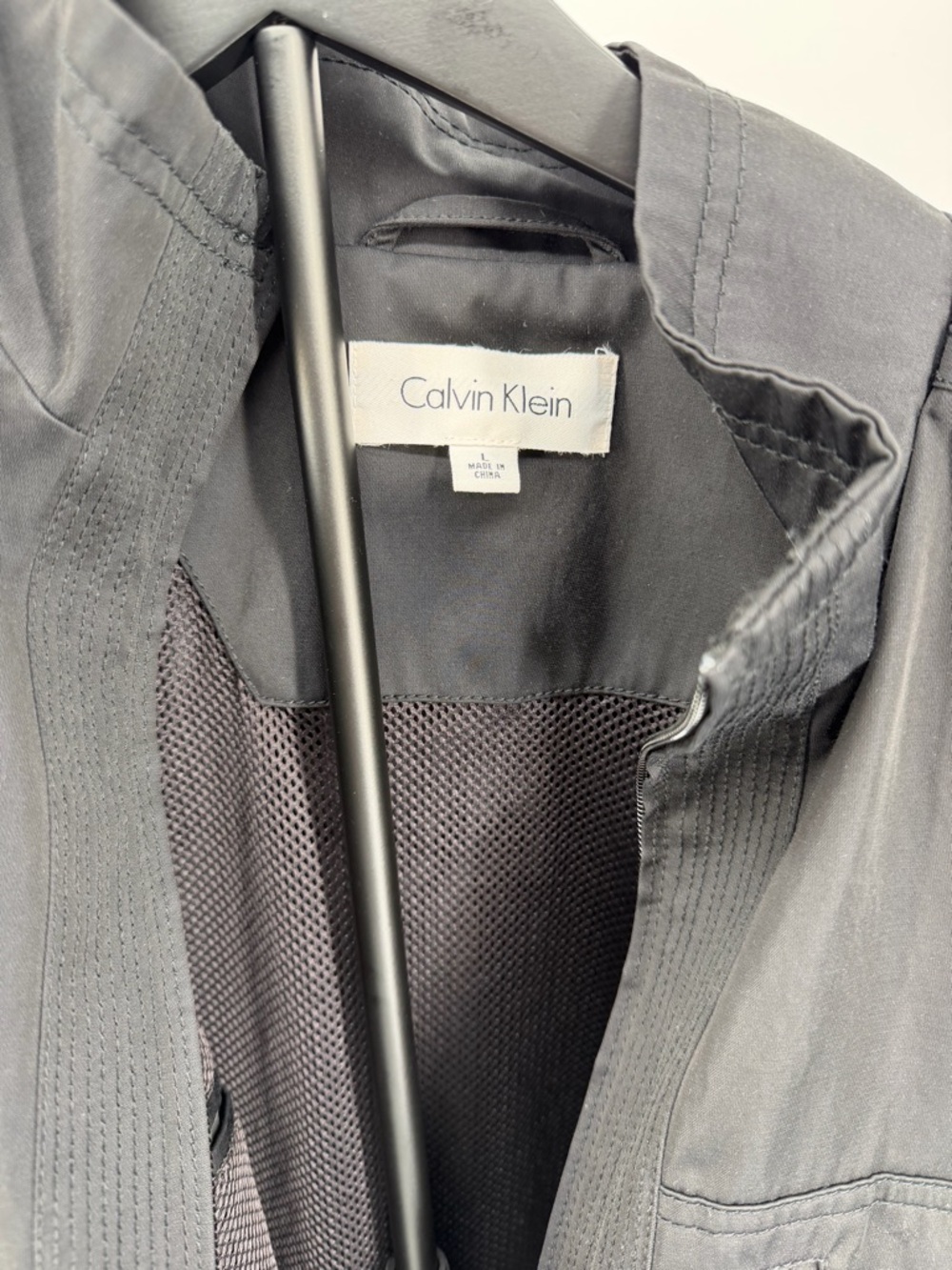 Calvin Klein Men’s Black Lightweight Zip Jacket Stand Collar Casual Coat Size L - Picture 4 of 15